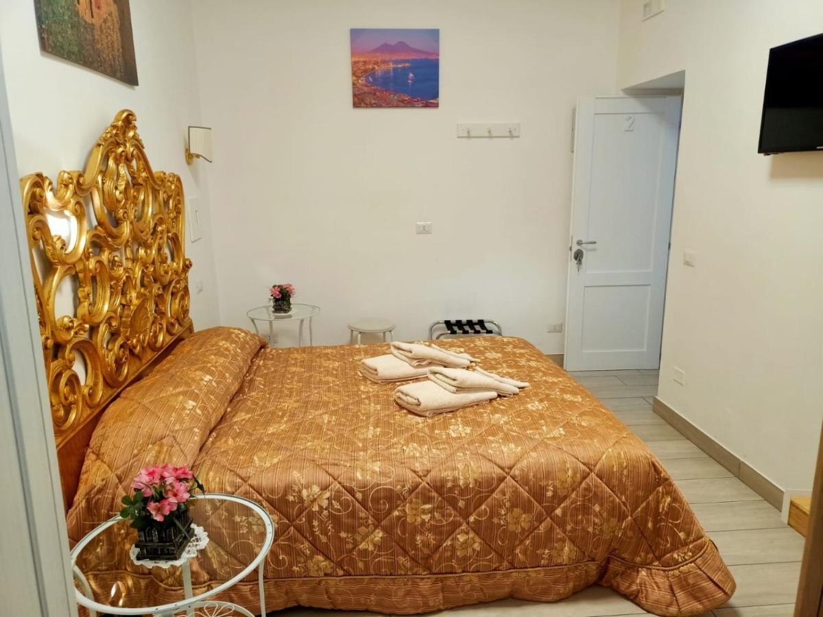Bed and Breakfast Domus San Biagio 14 Neapel Exterior foto