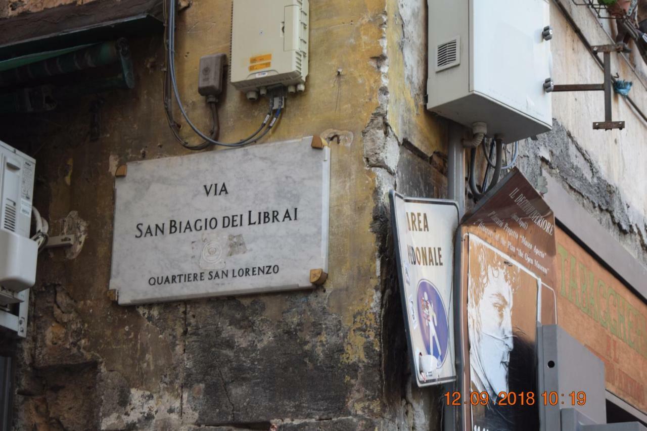 Bed and Breakfast Domus San Biagio 14 Neapel Exterior foto