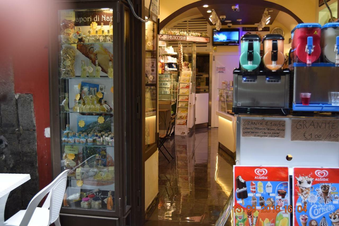 Bed and Breakfast Domus San Biagio 14 Neapel Exterior foto
